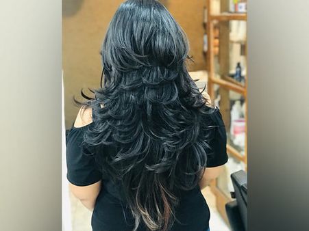 23. The Classic Feather Cut