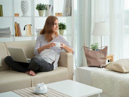 How long should you self-quarantine if you don’t notice any symptoms of coronavirus?