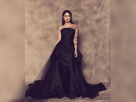 Kareena Kapoor Khan In A Strapless Gown