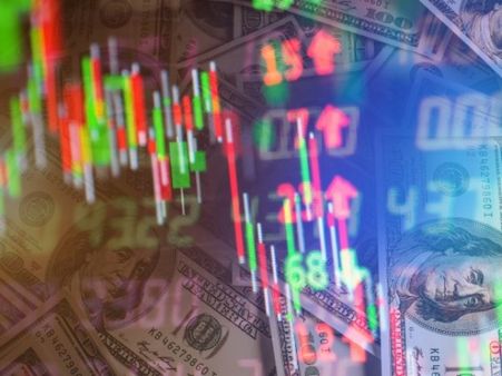 Confederation of All India Traders Warns Of COVID-19 Spread Through Notes