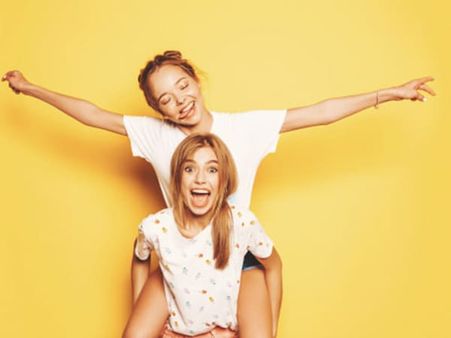 7. She Never Judges You 7. She Never Judges You