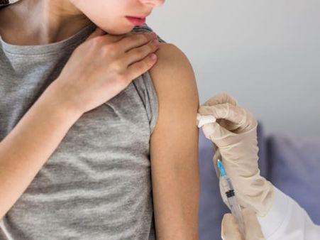 Are there any side effects to vaccines?