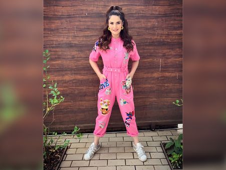 Zareen Khan In A Printed Pink Jumpsuit