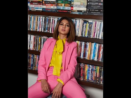 Jennifer Winget In A Pink Pantsuit