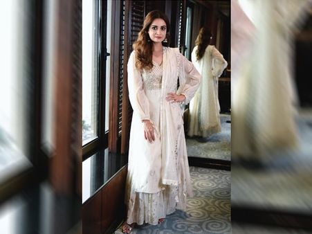 Dia Mirza In A Printed Suit