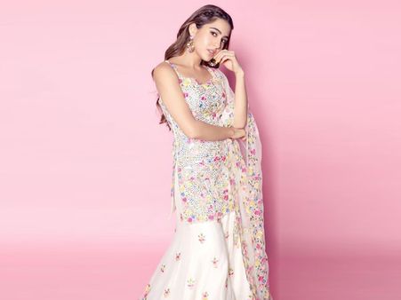 Sara Ali Khan In A Printed Ensemble
