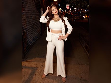 Zareen Khan In A White Pantsuit