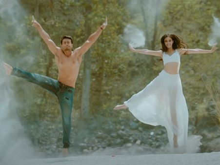 Ananya Panday In Fakira Song