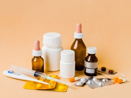 The Difference Between Vaccine And Medicine 