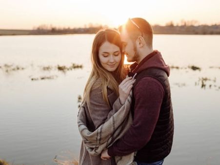 10. Both Partners Appreciate Each Other’s Efforts 10. Both Partners Appreciate Each Other’s Efforts