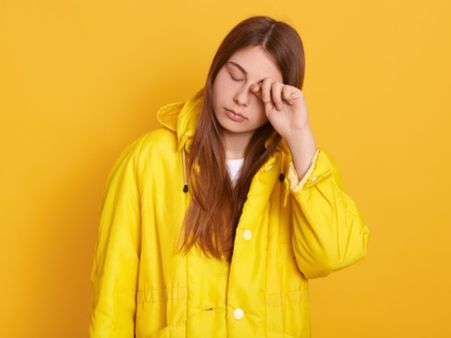 What Are The Symptoms Of Contact Lens Solution Toxicity?