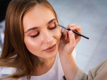 Use A Nude Eyeshadow Use A Nude Eyeshadow