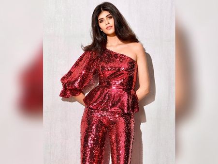 Sanjana Sanghi In Sequin Red Separates