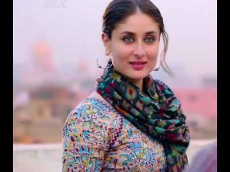 Kareena Kapoor In A Bluish-Yellow Printed Suit Kareena Kapoor In A Bluish-Yellow Printed Suit