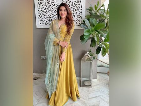 The Sangeet-Ready Look