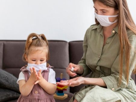 Should I Breastfeed During The COVID-19 Pandemic?