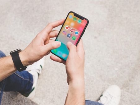 4. Expressing Your Emotions On Social Media 4. Expressing Your Emotions On Social Media