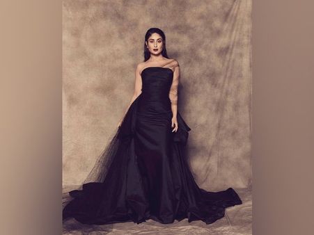 Kareena Kapoor In A Black Strapless Gown