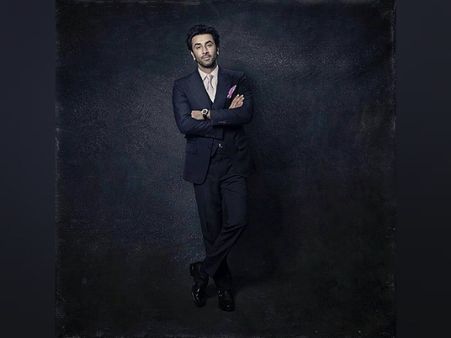 Ranbir Kapoor In A Black Panstsuit Ranbir Kapoor In A Black Panstsuit