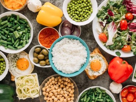 A wholesome, fulfilling meal ensures that: