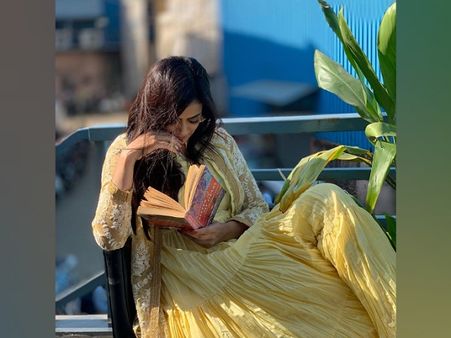 Shweta Tiwari’s Yellow Ensemble With Jacket