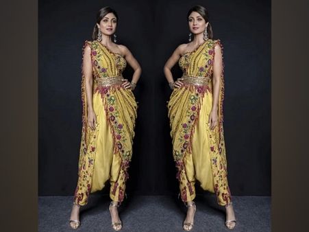 Shilpa Shetty’s Yellow Printed Saree And Dhoti Pants