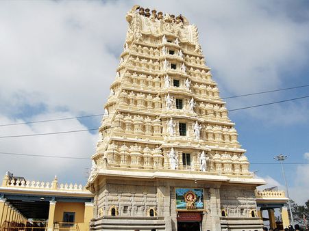 5. Chamundeshwari Temple, Mysore