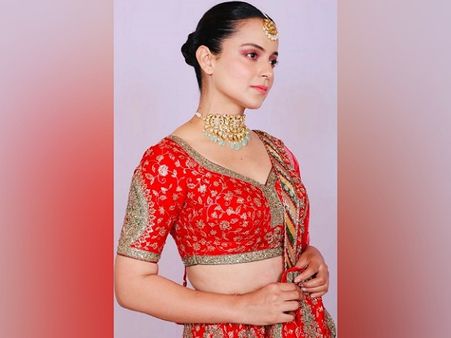 The Mid-Parted Neat Bun The Mid-Parted Neat Bun