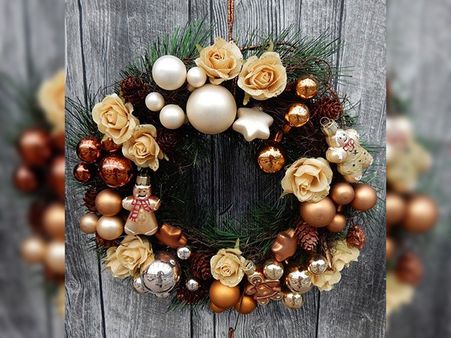 4. Turn Your Front Door Into A Present