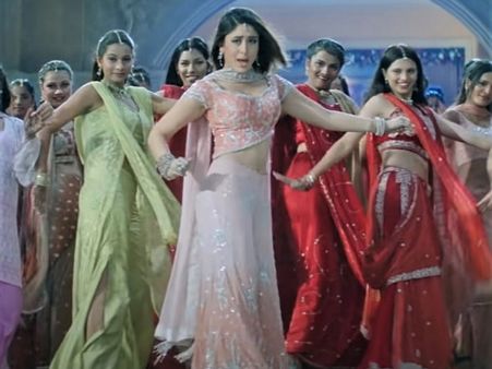 Kareena Kapoor In A Peach Parallel Suit In Bole Chudiyan Song