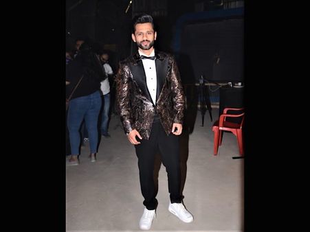 Rahul Vaidya In A Black Suit And Printed Blazer