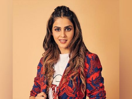 Genelia D’Souza’s Front Braid Half Hairdo