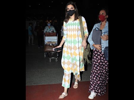 Diana Penty In A Printed Kurti And Bottoms