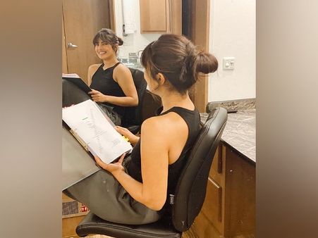 Priyanka Chopra’s Looped Bun