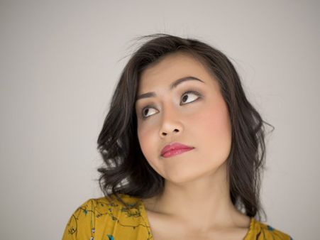 6. Your Friend Always Belittles Your Hardwork 