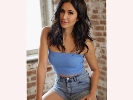 2. Get Trendy With Beachy Waves