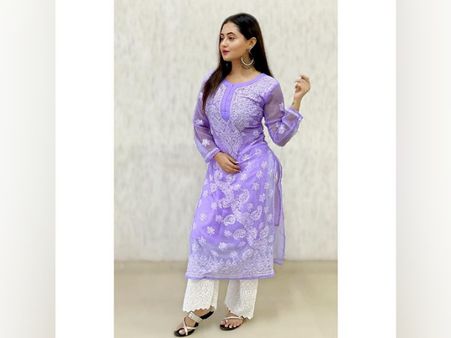 Divyanka Tripathi’s Pink Palazzo Set