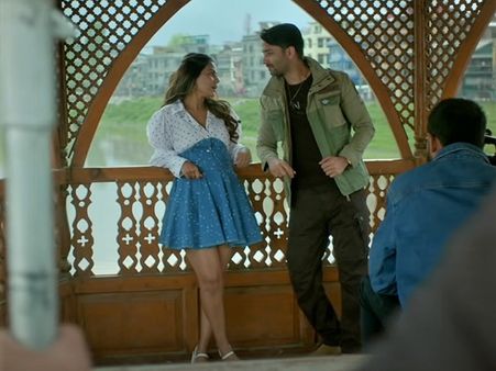 Hina Khan In A Blue And White Dress Hina Khan In A Blue And White Dress