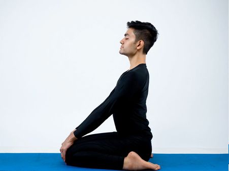 9. Hero Pose (Virasana) 9. Hero Pose (Virasana)