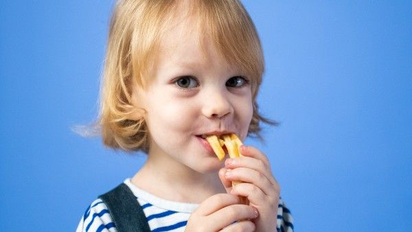 Common Food Combinations That Are Unhealthy For Kids