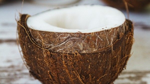 How Much Coconut Oil Can You Consume Per Day?