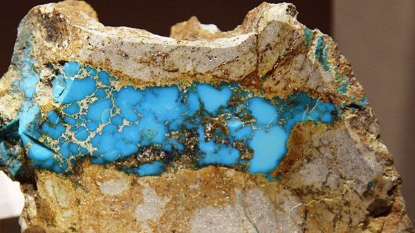 December Birthstone: Blue Topaz, Tanzanite, Zircon & Turquoise