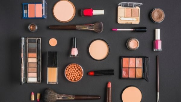 Tip 11: Carry blotting papers