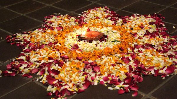 5. Drawing Vibrant Rangolis