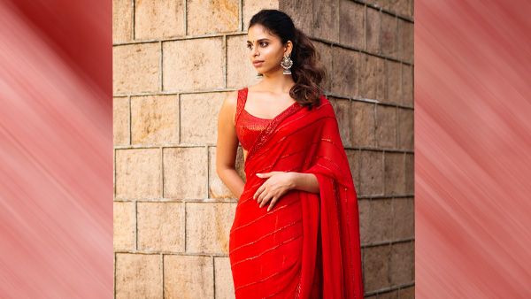 Suhana Khan in Red Contemporary Saree