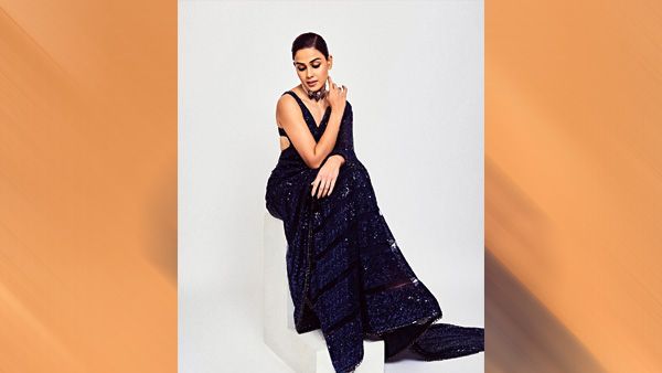 Genelia Deshmukh in Blue Sequin Work Saree