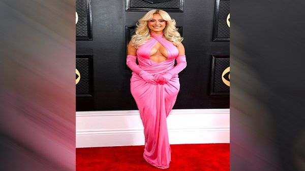 Bebe Rexha in Moschino