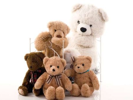 4. Teddy Day Gifts (10 February)