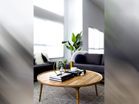 Shuffle the Decorative Objects