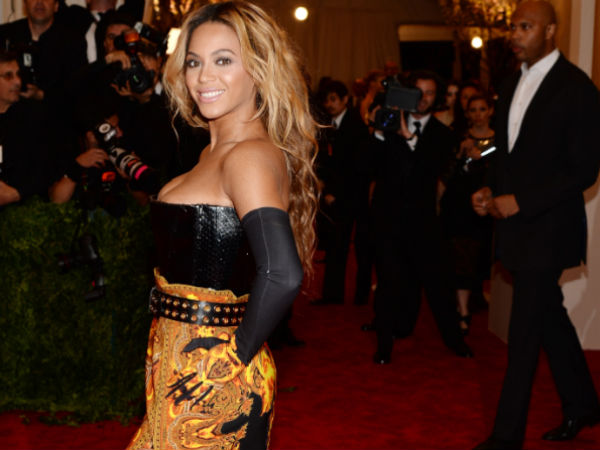  કંઇક આવી ફેશન જોવા મળી મેટ બોલ 2013માં